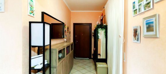 3 rooms Apartment in Rome, Italy No. 93881 6