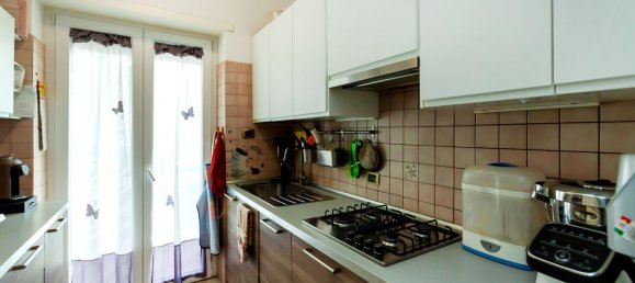 3 rooms Apartment in Rome, Italy No. 93881 13