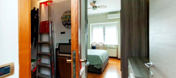 3 rooms Apartment in Rome, Italy No. 93881 20