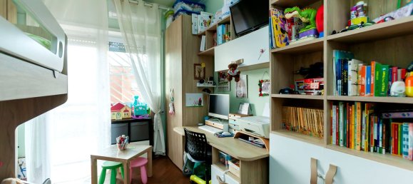 3 rooms Apartment in Rome, Italy No. 93881 10