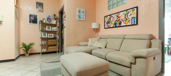 3 rooms Apartment in Rome, Italy No. 93881 4