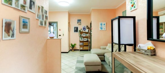 3 rooms Apartment in Rome, Italy No. 93881 8