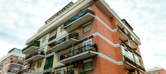 3 rooms Apartment in Rome, Italy No. 93881 30