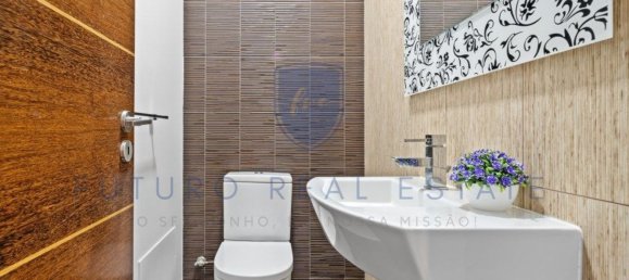 3 bedrooms House in Funchal, Portugal No. 25088 20