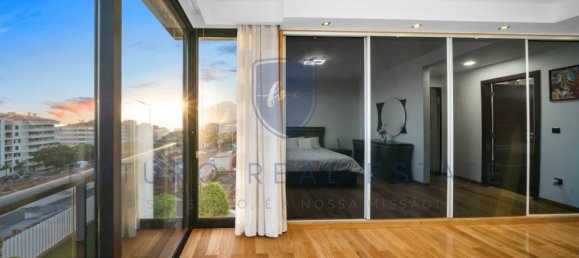 3 bedrooms House in Funchal, Portugal No. 25088 6