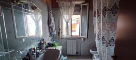 3-salle Appartement à Solaro, Italy No. 60644 9