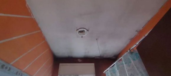 3-salle Appartement à Solaro, Italy No. 60644 10