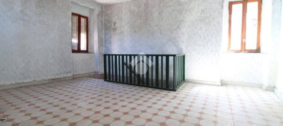 4 Schlafzimmer Haus in Vibonati, Italy, Nr. 290278 10