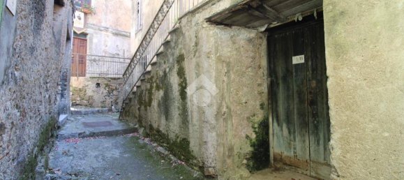 4 Schlafzimmer Haus in Vibonati, Italy, Nr. 290278 5