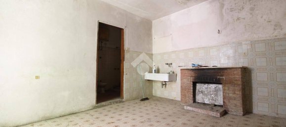 4 Schlafzimmer Haus in Vibonati, Italy, Nr. 290278 13