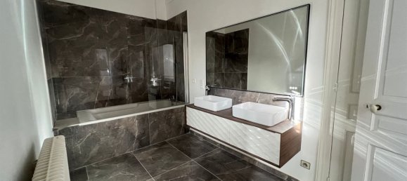 3 bedrooms Apartment in Reims, France No. 265260 4