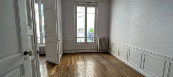 3 bedrooms Apartment in Reims, France No. 265260 6