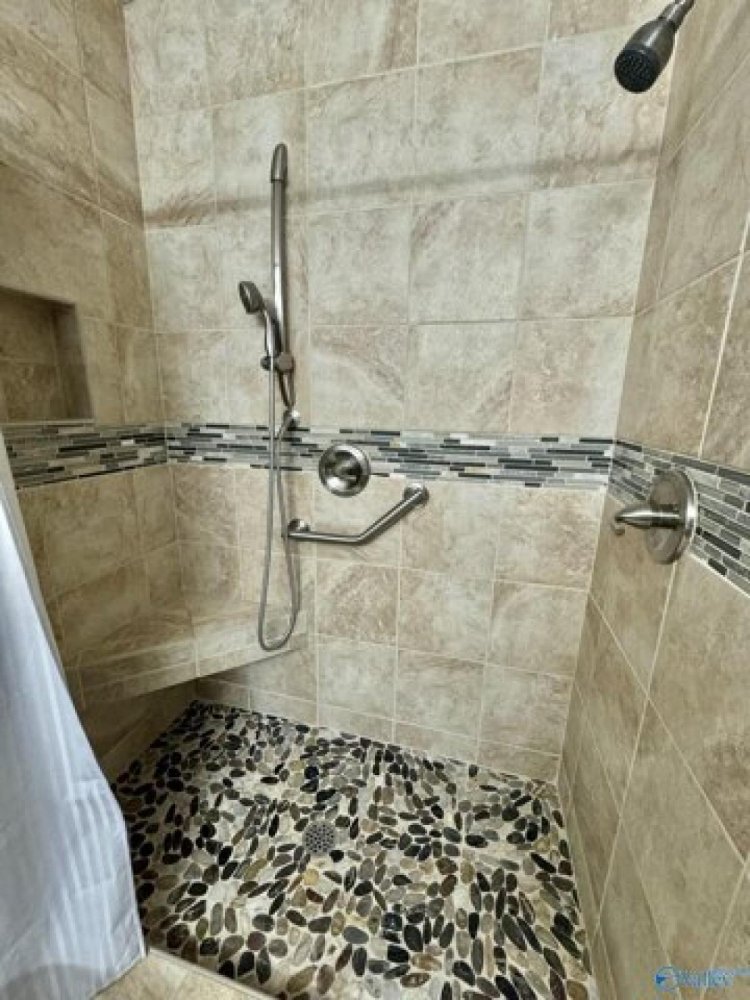 4 bedrooms House in Boaz, USA No. 371706