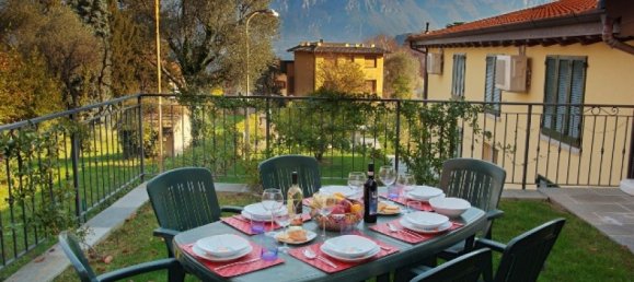 Дом с 3 спальнями в Грианте, Италия № 55314 3