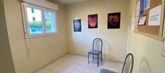 73m² Office in Athis-Mons, France No. 180354 5