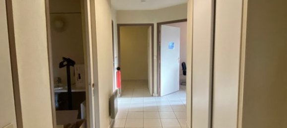 73m² Office in Athis-Mons, France No. 180354 10