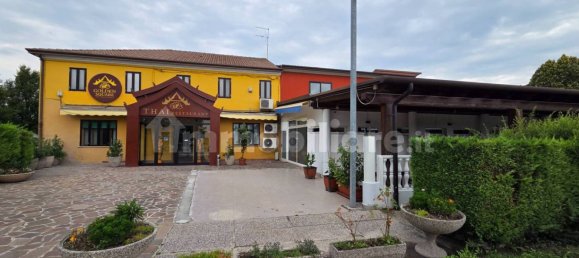 5 rooms Commercial property in Piove di Sacco, Italy No. 267462 13
