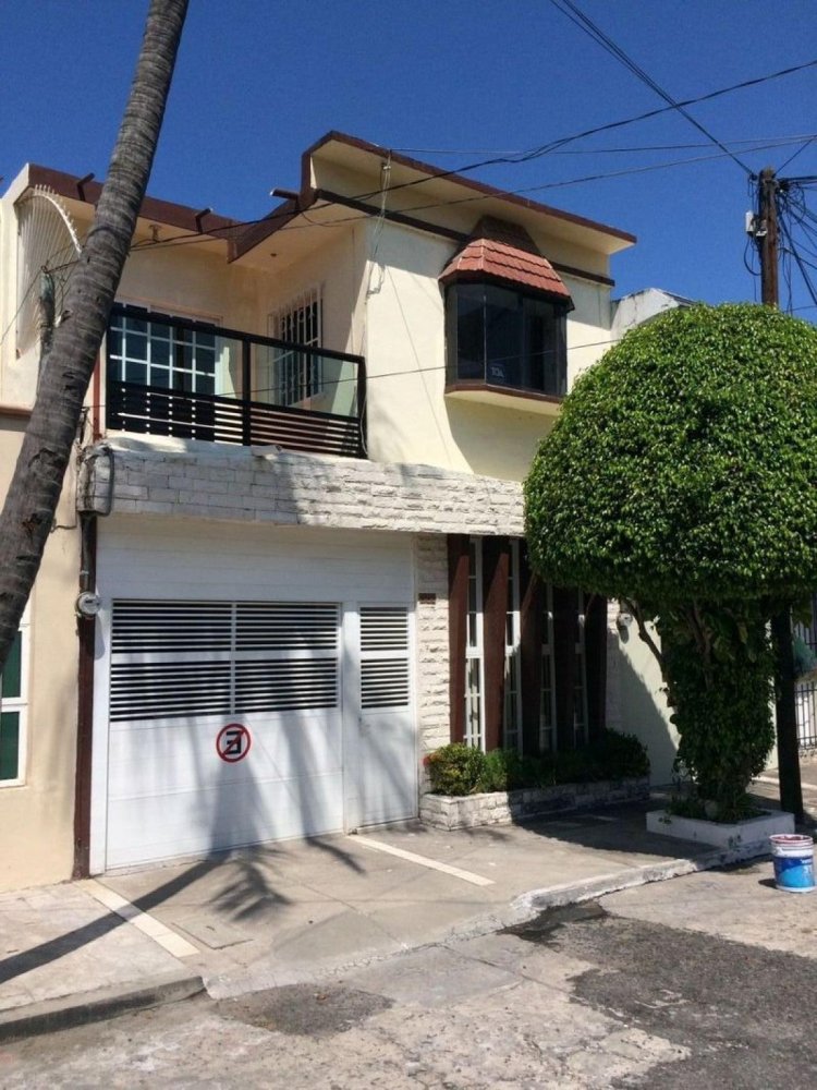 Casa de 4 dormitorios en Veracruz, Mexico No. 225646