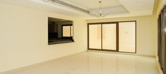 4 Schlafzimmer Villa in Meydan, UAE, Nr. 3815 3