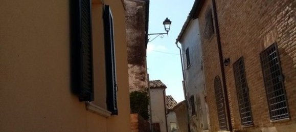 Дом с 4 комнатами в Терре Ровереше, Италия № 113343 20