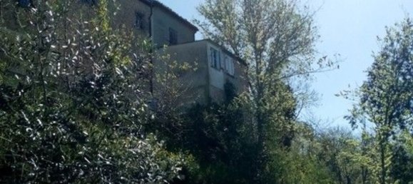 Дом с 4 комнатами в Терре Ровереше, Италия № 113343 19