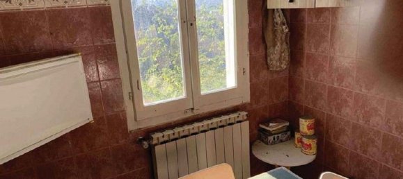 Дом с 4 комнатами в Терре Ровереше, Италия № 113343 23