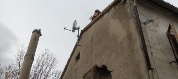 Дом с 4 комнатами в Терре Ровереше, Италия № 113343 16