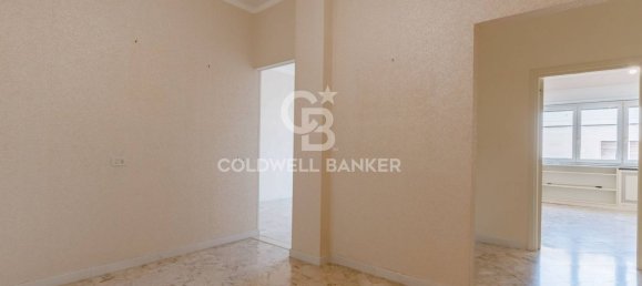 Apartamento de 4 divisões em Bari, Italy N.º 63551 7