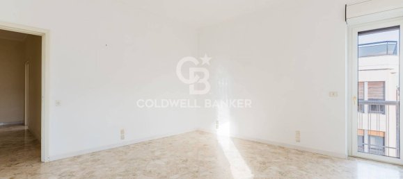 Apartamento de 4 divisões em Bari, Italy N.º 63551 9