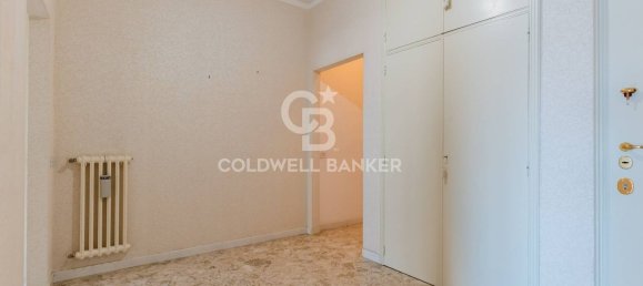 Apartamento de 4 divisões em Bari, Italy N.º 63551 6