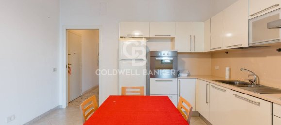 Apartamento de 4 divisões em Bari, Italy N.º 63551 25