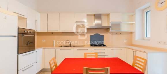 Apartamento de 4 divisões em Bari, Italy N.º 63551 23