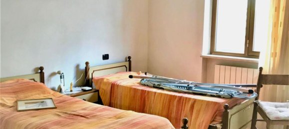 7 rooms House in Veronella, Italy No. 221014 56