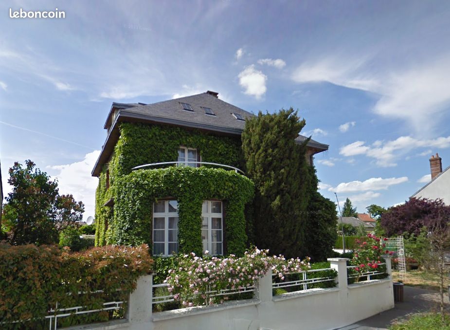 Casa de 7 dormitorios en Brou, France No. 217586