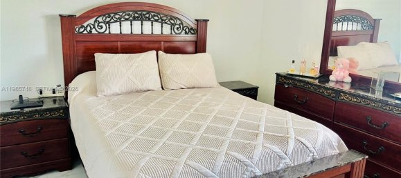 3 Schlafzimmer Gewerbliche Immobilien in Miami, USA, Nr. 615622 11
