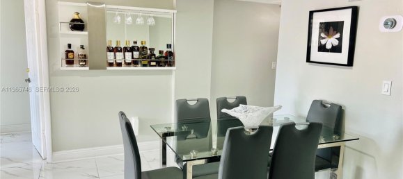 3 Schlafzimmer Gewerbliche Immobilien in Miami, USA, Nr. 615622 27