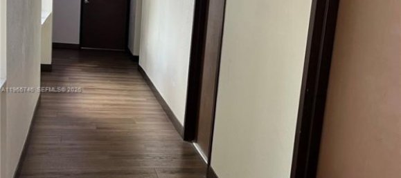 3 Schlafzimmer Gewerbliche Immobilien in Miami, USA, Nr. 615622 8
