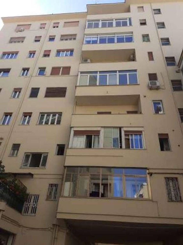 3غرفة شقة في Naples, Italy رقم 10202