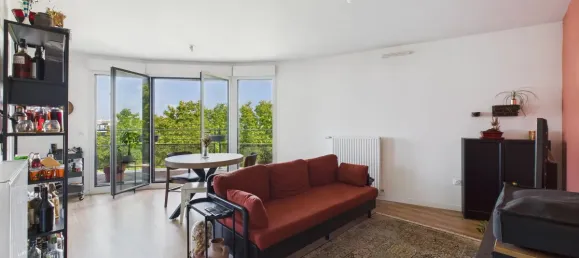 Apartamento de 2 dormitorios en Colombes, France No. 283177 2
