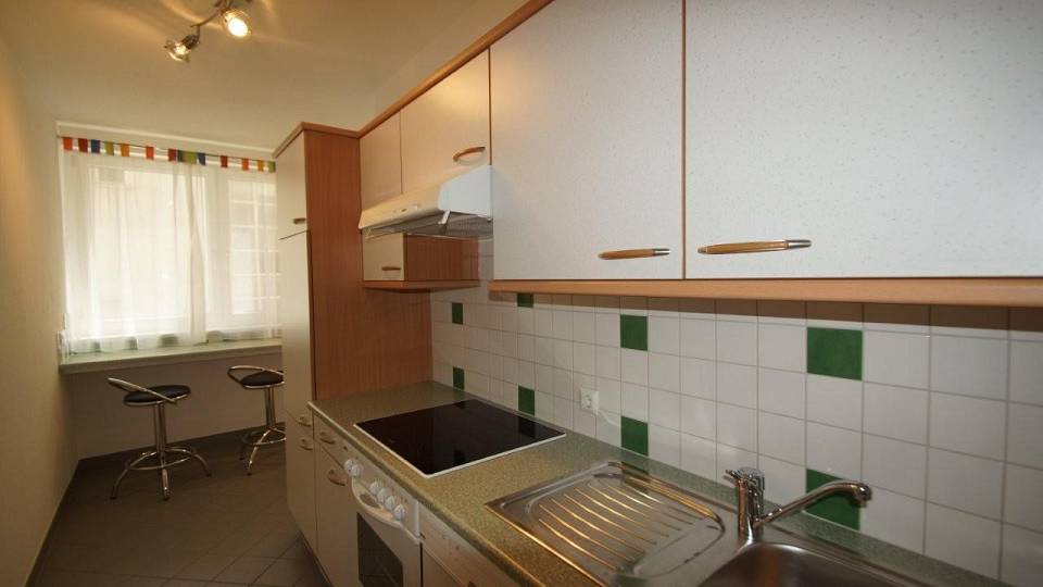 4 rooms Apartment in Josefstadt, Austria No. 129039
