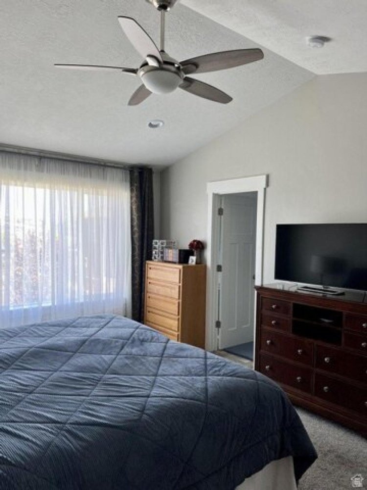 5 bedrooms House in West Jordan, USA No. 376188