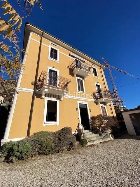 Apartamento de 2 dormitorios en Caslino d'Erba, Italy No. 362136