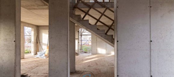 3 bedrooms Villa in Montebelluna, Italy No. 167595 3