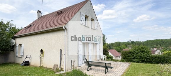 3 bedrooms House in Cramoisy, France No. 66861 2