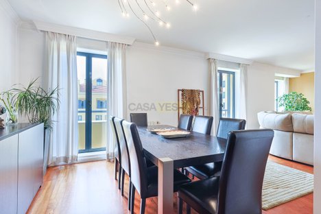 5 bedrooms Duplex in Porto, Portugal No. 79980