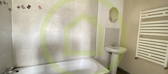 Edificio de 3 habitaciónes en Maubeuge, France No. 219147 9