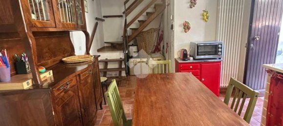 Gebäude in Cantiano, Italy 60m², Nr. 334821 2