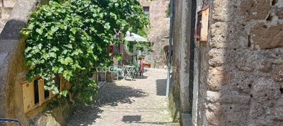 Apartamento de 4 habitaciónes en Calcata, Italy No. 288557 3