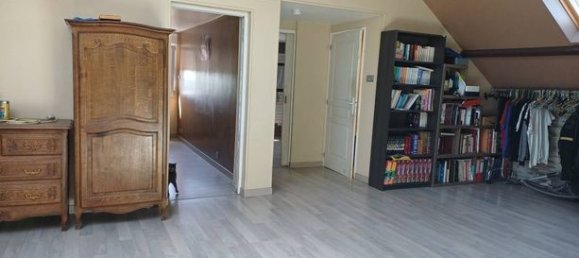 5 bedrooms House in Guiscard, France No. 303817 6