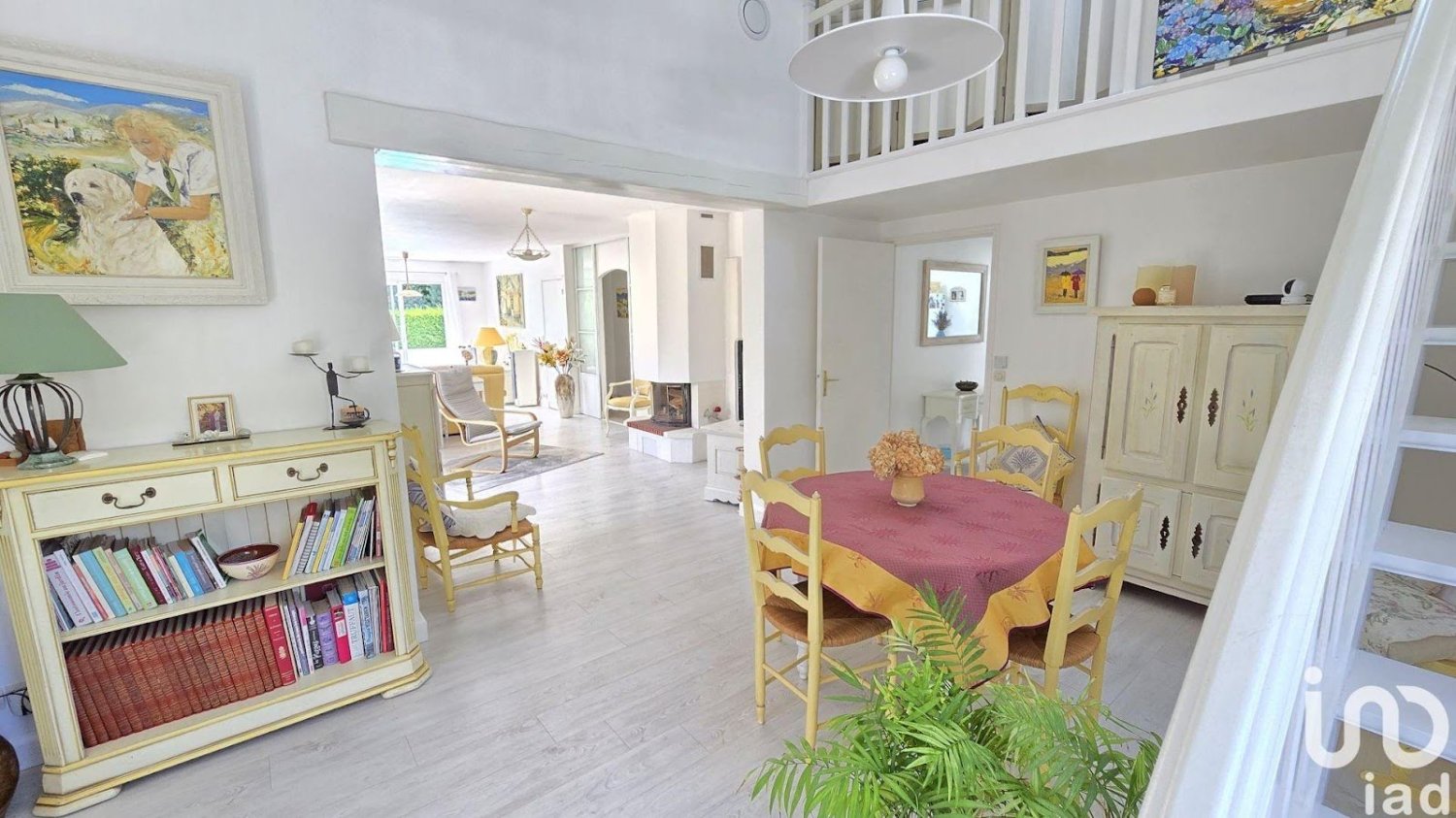 2 غرف نوم فيلا في Breuillet, France رقم 300993